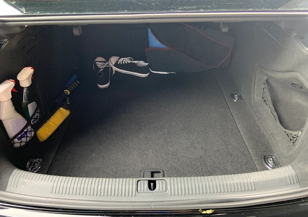 Audi A4 cena 82900 przebieg: 276708, rok produkcji 2016 z Kowal małe 436